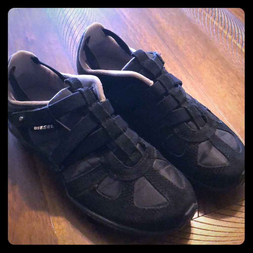 Diesel sneakers- no laces! Black leather upper
